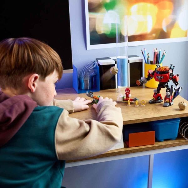 77005 Lego Sonic -Knuckles Dr. Eggmanın Robotuna Karşı 350 parça +8 yaş