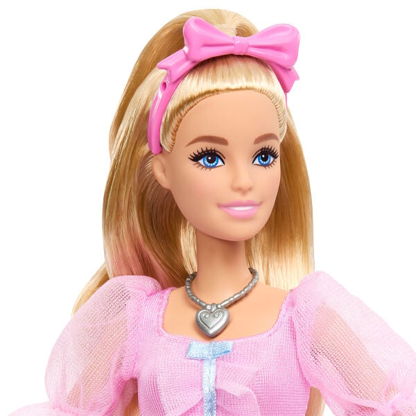 JLW51 Barbie Fındıkkıran Balesi Clara