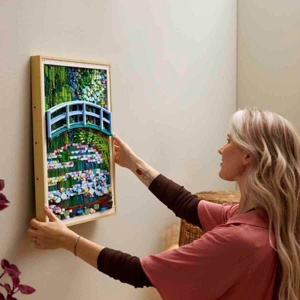 31220 Lego Art - Claude Monet – Nilüfer Gölü Üzerinde Köprü 3179 parça +18 yaş