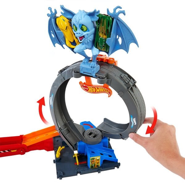 HTN78 Hot Wheels Bat Döngü Saldırı Oyun Seti