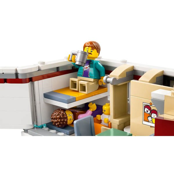 60454 Lego City Tatil Karavanı 385 parça +6 yaş