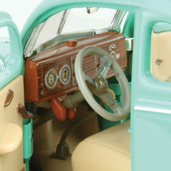 MAIS 31180 1 18 1939 Ford Deluxe Coupe