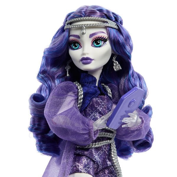 HXH77 Monster High Spectra Vondergeist