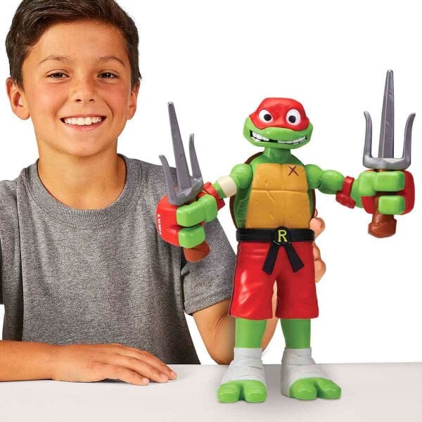TU844000 TMNT  Roll N Punch Raphael 30 cm Figür - 83418