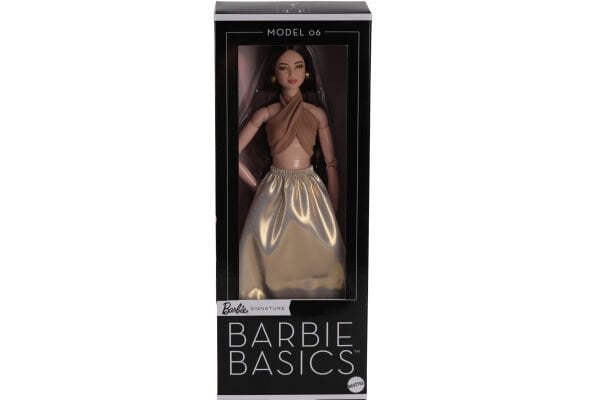 JJX25 Barbie Basics 06 - Siyah Uzun Saçlı