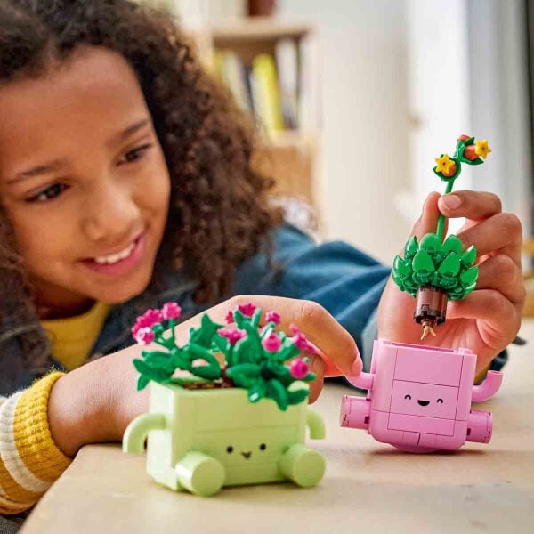 11506 Lego iconic Botanicals Sallanan Bitkiler 253 parça +9 yaş