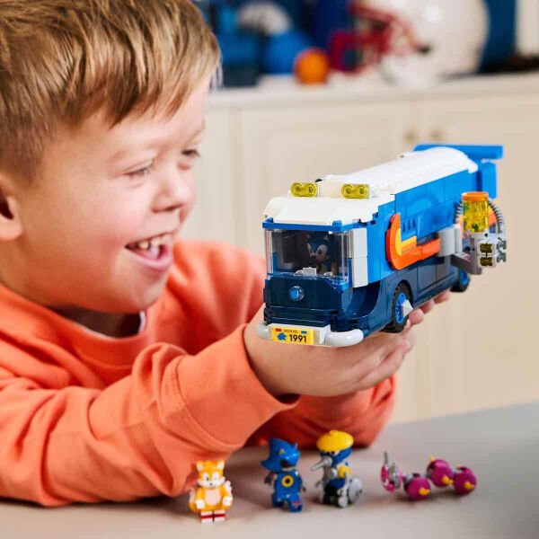 77006 LEGO® Sonic the Hedgehog™ Sonic Takımı Komuta Kamyonu 747 parça +8 yaş