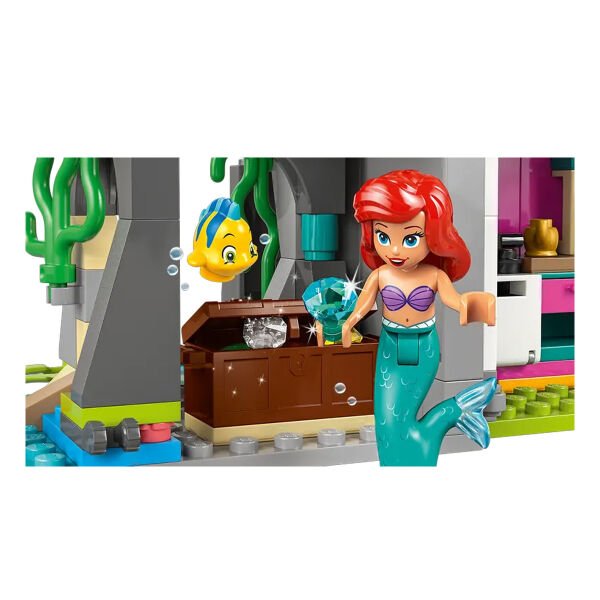 43267 Lego Disney Prenses Şatosu ve Kraliyet Hayvanları 787 parça +6 yaş