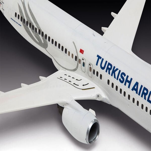 63772 Revell - Turkish Airlines Boeing 737-800 1:144 Maket Kiti