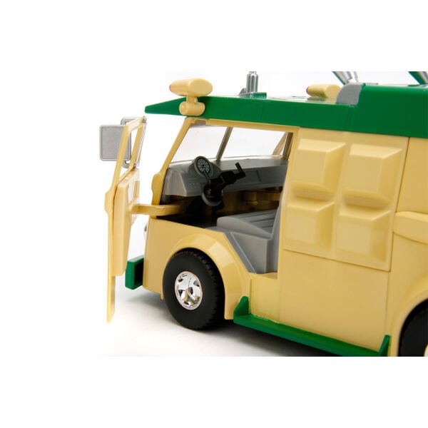 9334529314R00 Turtles Party Wagon 1 24