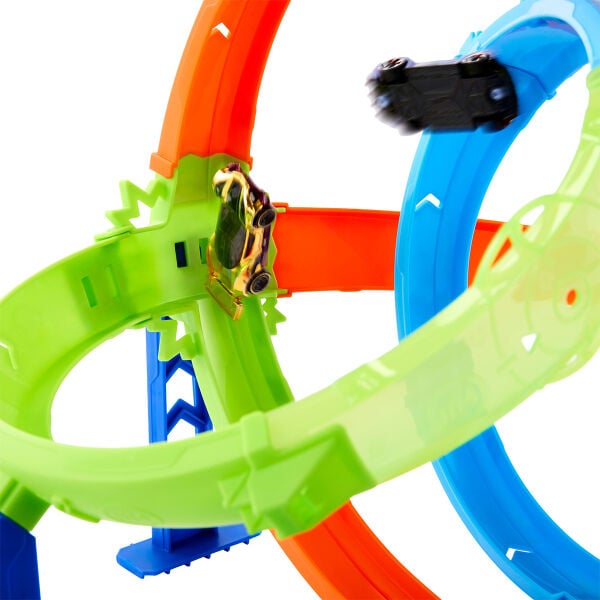 JHK73 Hot Wheels Hızlı Fırlatma Kasırgası Oyun Seti