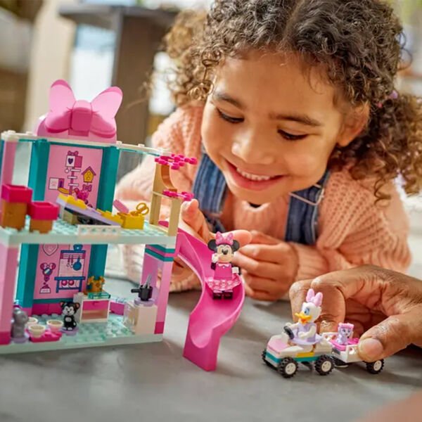43274 Lego Disney Minnie'nin Evcil Hayvan Oteli 161 parça +4 yaş