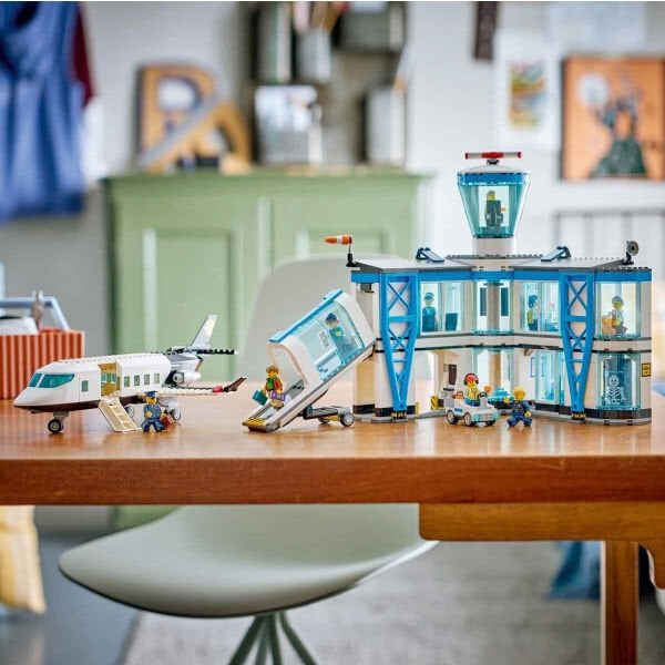 60502 Lego City Havaalanı ve Uçak 887 parça +8 yaş